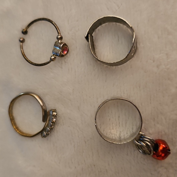 3/$30 Vintage Set of Six Smiley Heart Bell Rhinestone Adjustable Ring - Picture 6 of 6